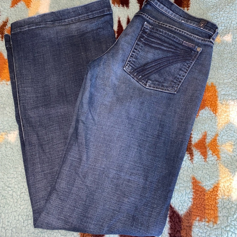 7 For All Mankind Dojo bell bottoms! Inseam 34”. Leg opening: 11”